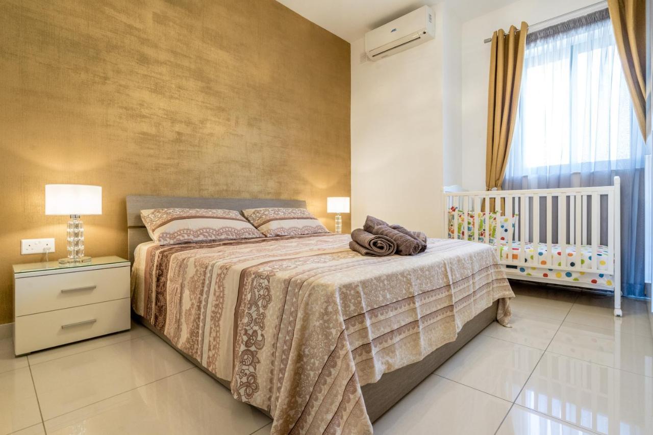 Brand New Apartment-2 Min From The Sea-central Bugibba *